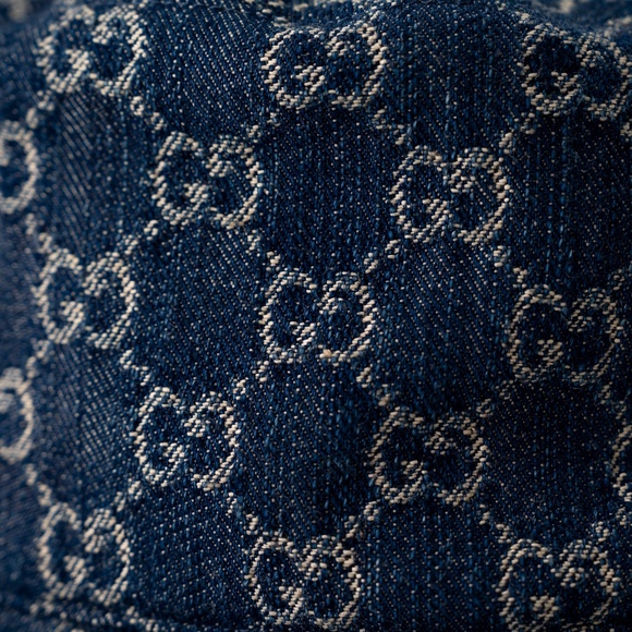 size M - Gucci Blue Denim Bucket Hat GG Monogram Washed Jacquard Leather brim - Picture 2 of 7